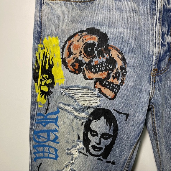 MNML Men's light wash straight leg devil diabolical skull grunge denim jeans 36 - Picture 3 of 11